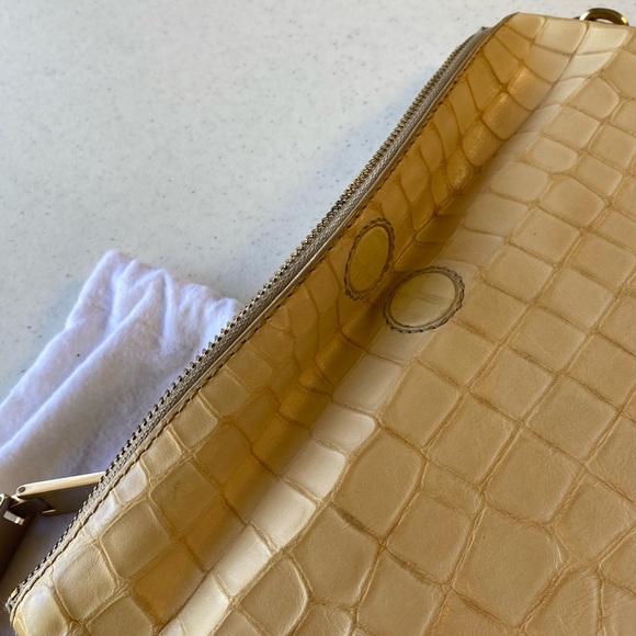 Banana Republic Purse - Picture 6 of 7